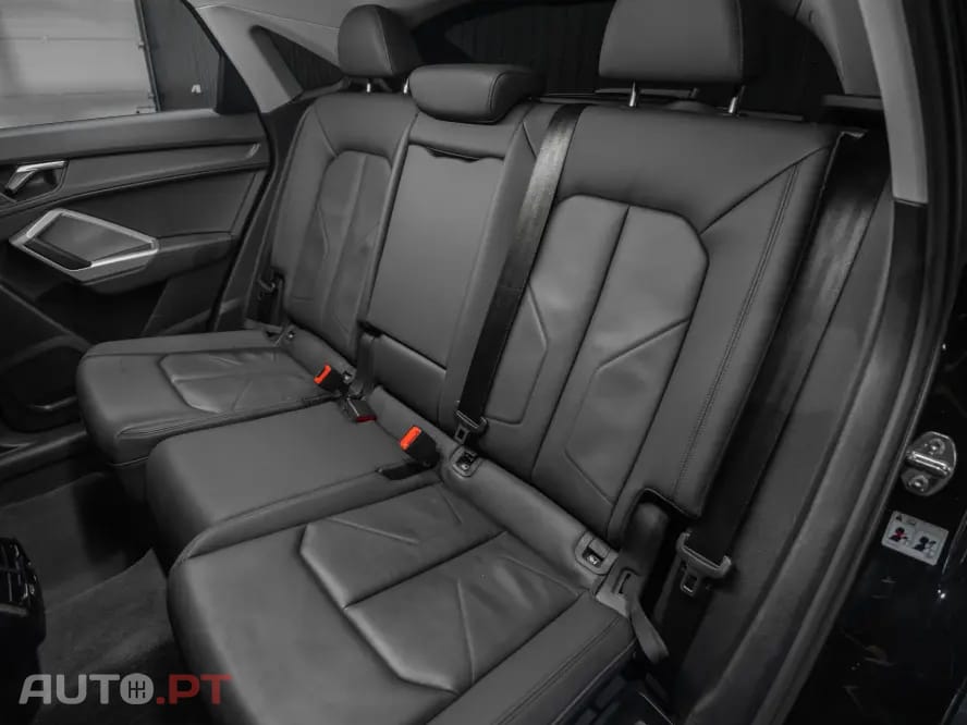 Audi Q3 35 TFSI S line S tronic