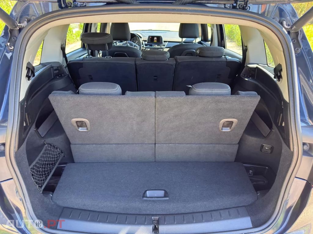 BMW 216 d 7L Advantage