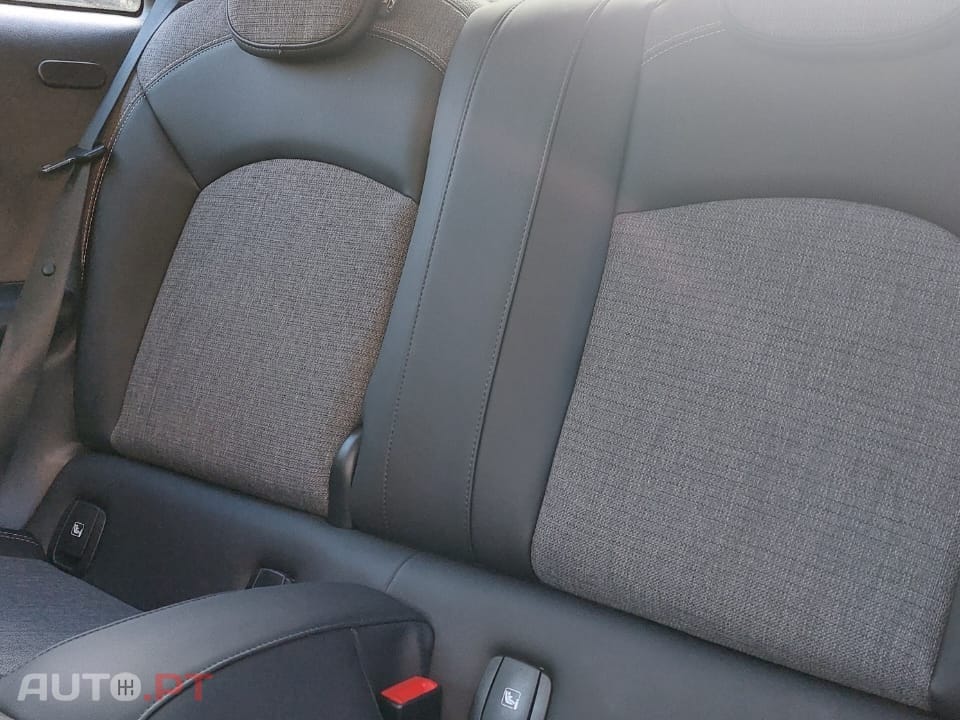 MINI Cooper Cooper SE