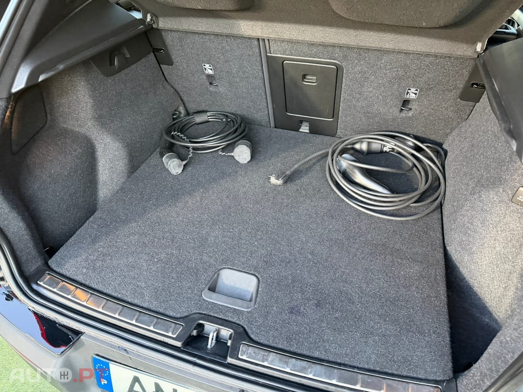 Volvo XC40 1.5 T4 PHEV Inscription