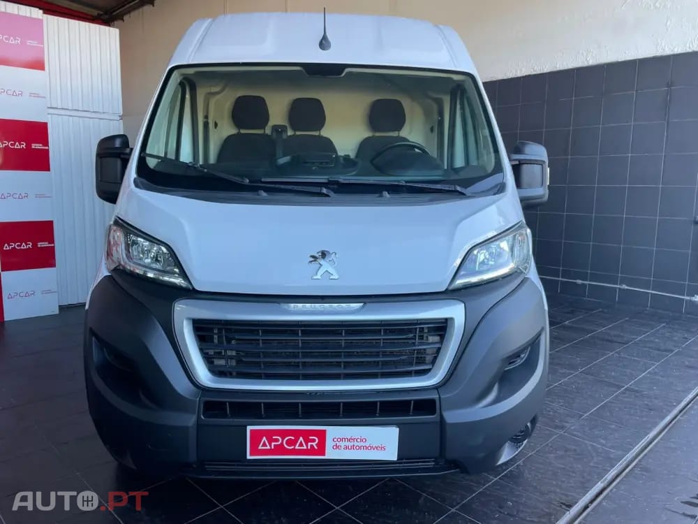 Peugeot Boxer 2.2 BlueHDi 333 L2 CD