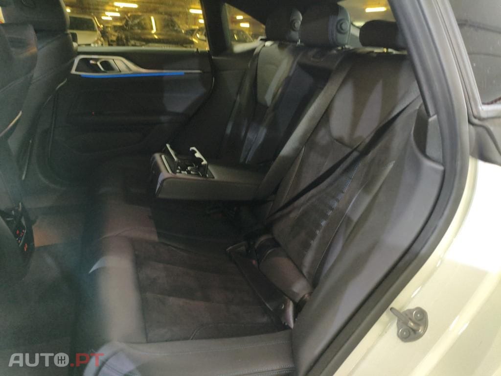 BMW i4 eDrive40 Desportiva M