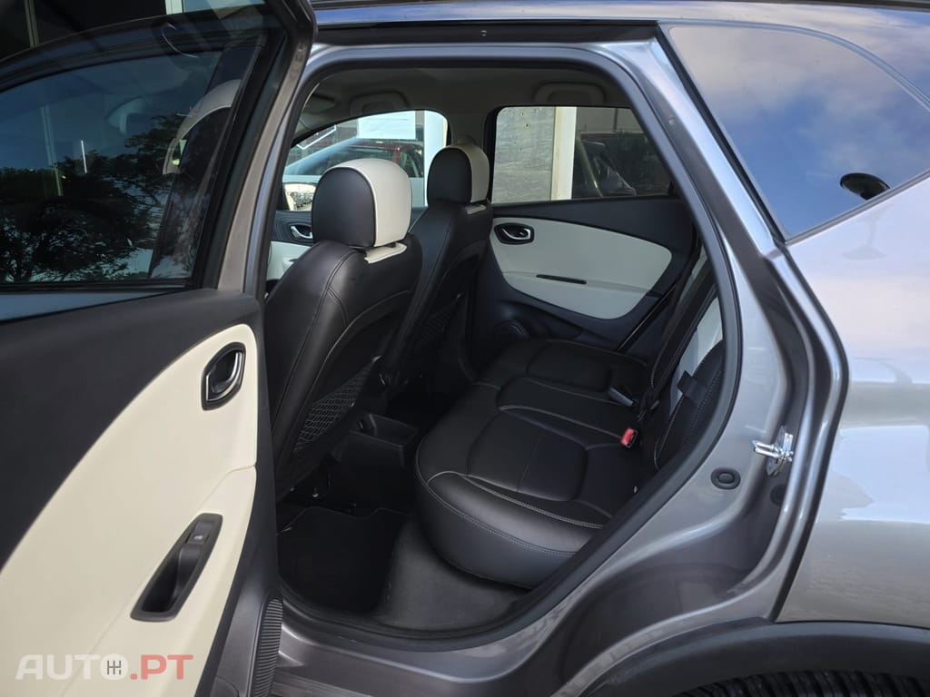 Renault Captur 1.5 dCi Initiale Paris