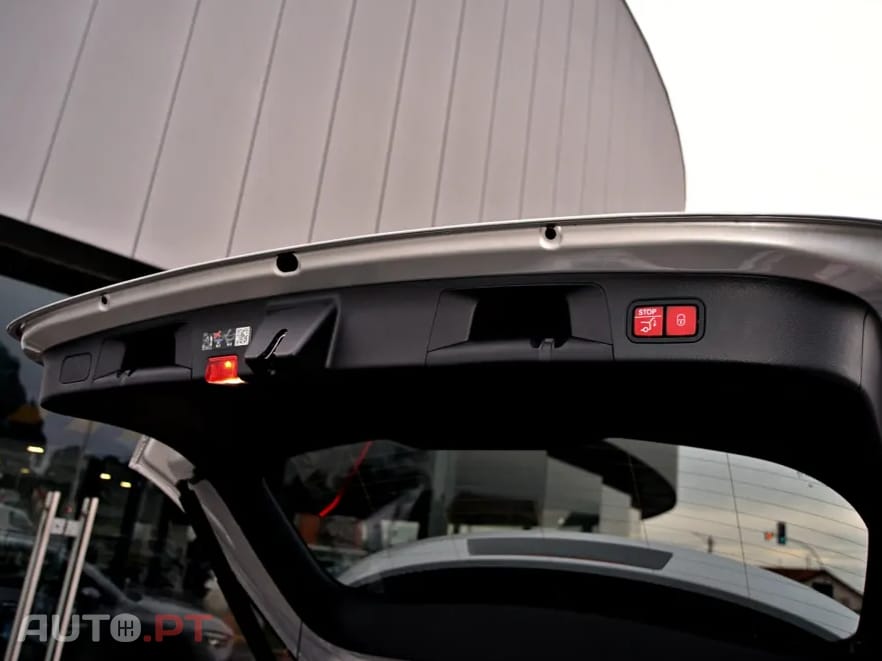 Mercedes-Benz GLA 250 e AMG Line