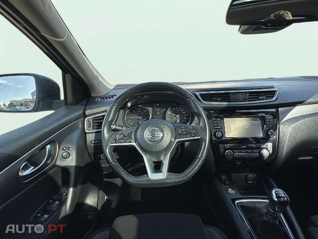 Nissan Qashqai 1.5 dCi N-Connecta 18