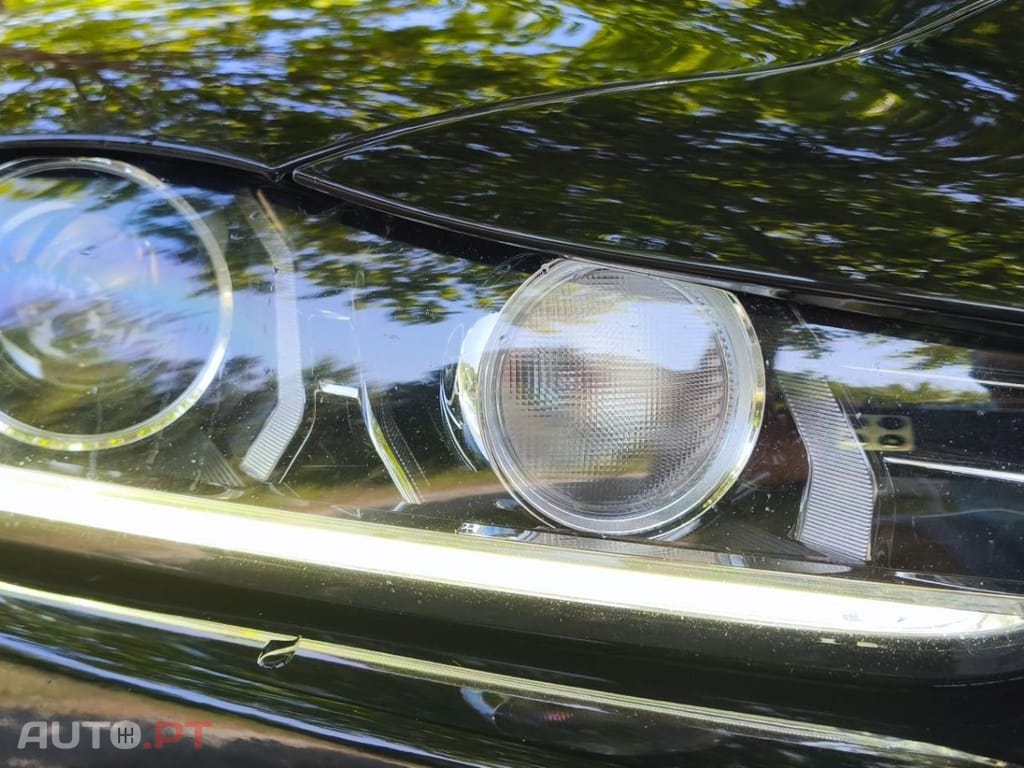 Jaguar XE 2.0 D Portfolio Aut.