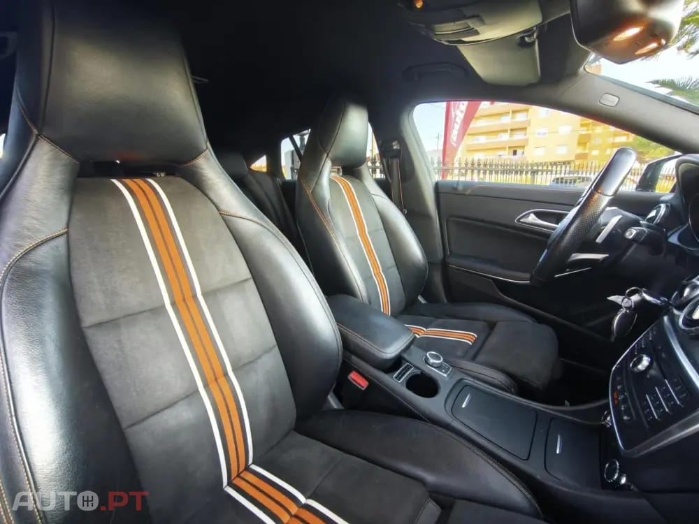 Mercedes-Benz CLA 220 (CDI) d 4Matic 7G-DCT Orange Art Edition