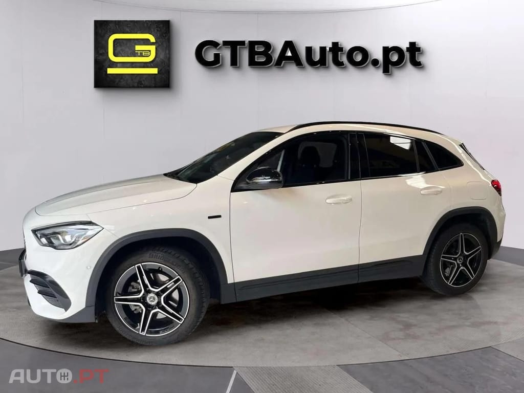 Mercedes-Benz GLA 250 e AMG LINE