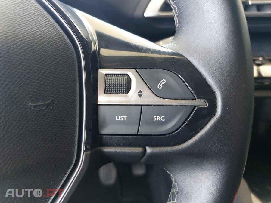 Peugeot 5008 1.5 BlueHDi Allure