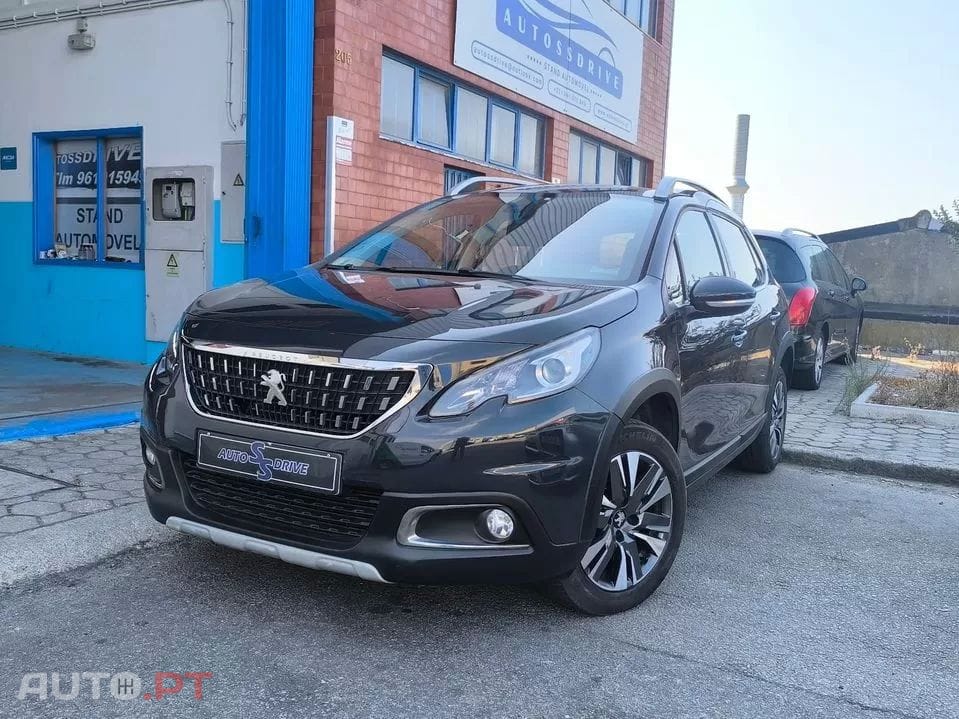 Peugeot 2008 1.2 PureTech Allure EAT6