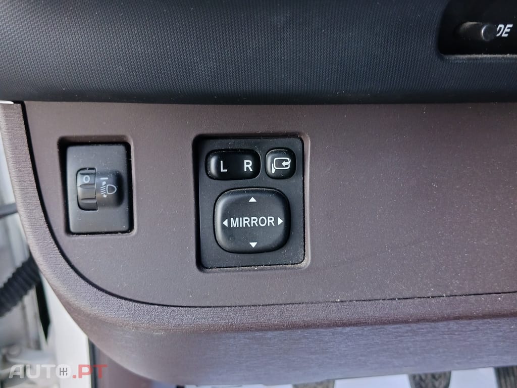 Toyota iQ 1.0 VVT-i Essential+AC