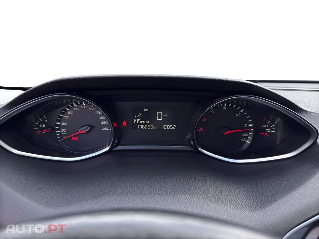 Peugeot 308 SW 1.6 BlueHDi Style J17