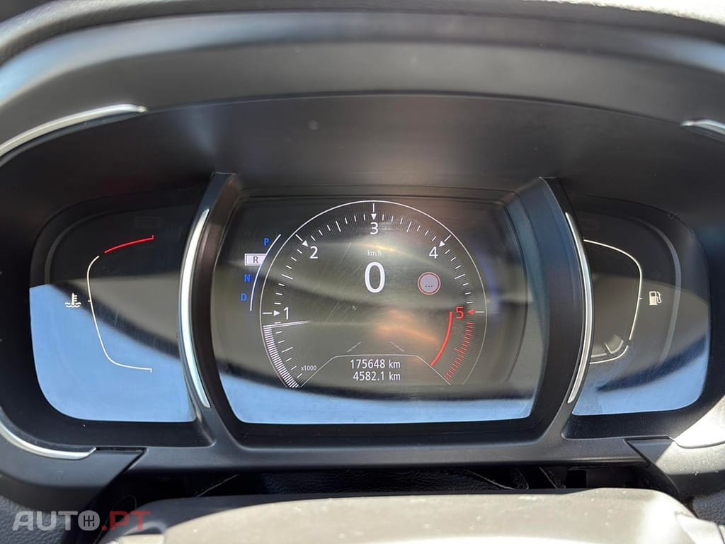Renault Grand Scénic 1.5 dCi Luxe EDC SS
