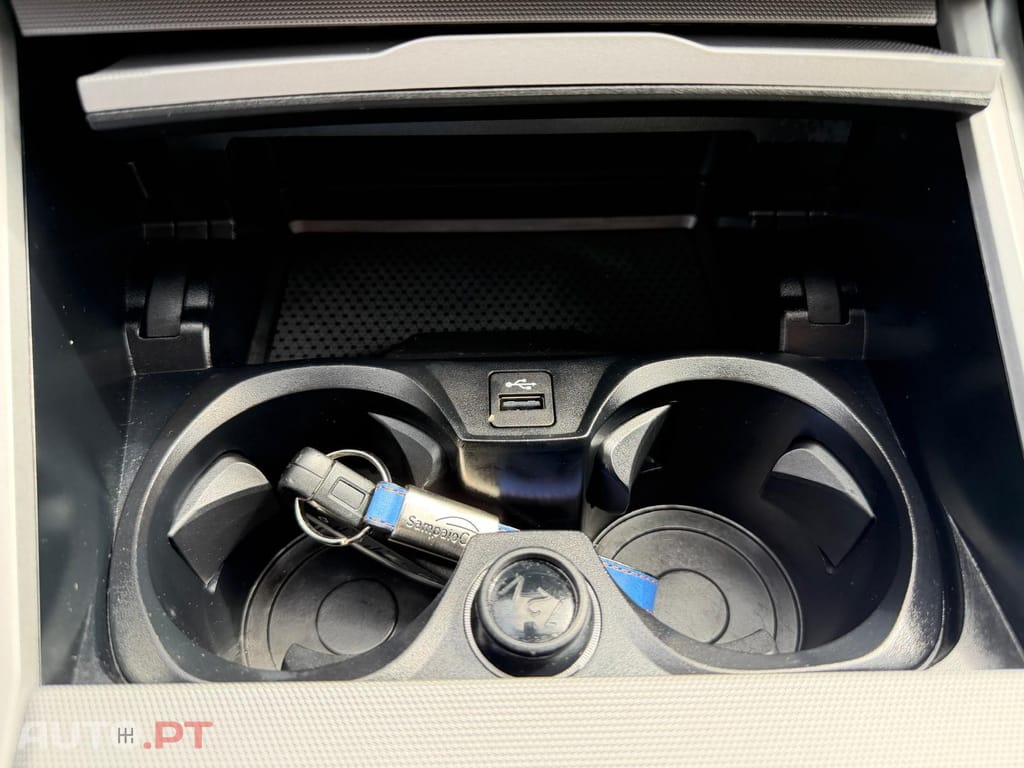 BMW 320 e Auto