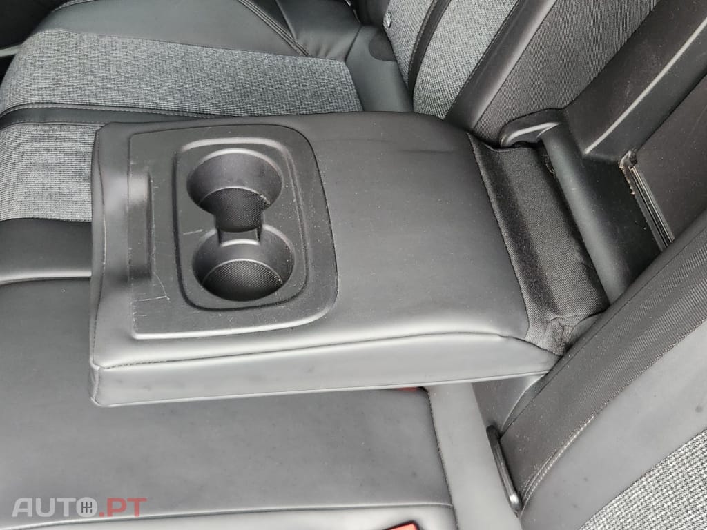 Peugeot 3008 1.6 BlueHDi Allure