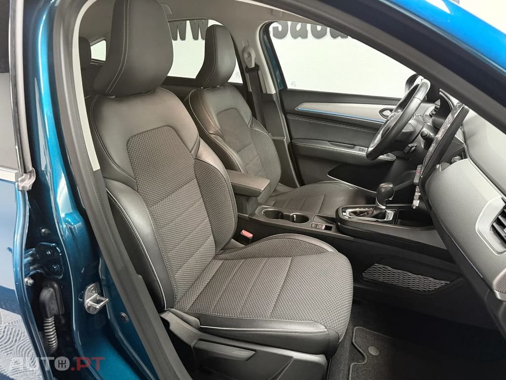 Renault Arkana 1.6 E-Tech Intens