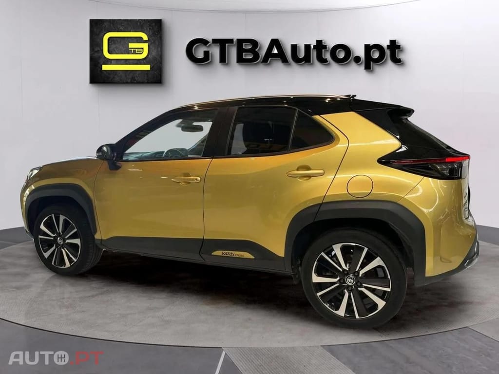 Toyota Yaris Cross 1.5 HYBRID 