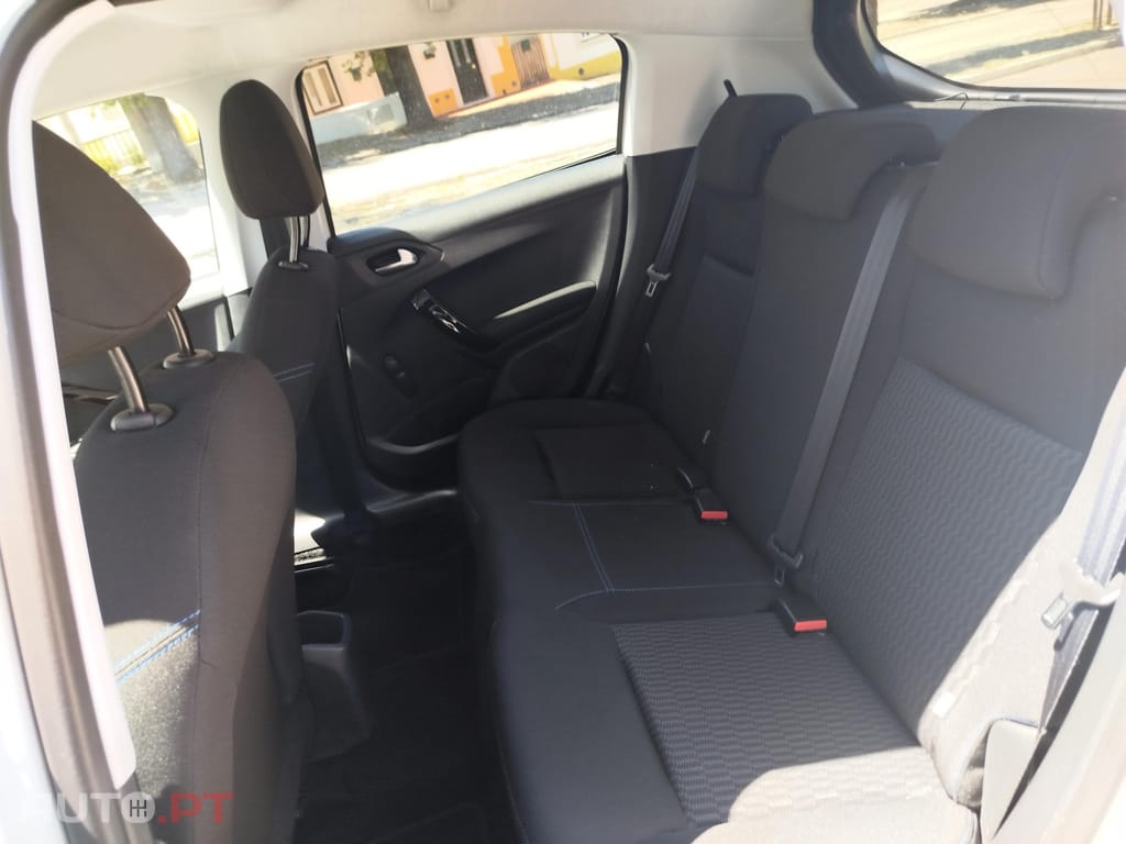 Peugeot 208 Style 1.2 Puretech