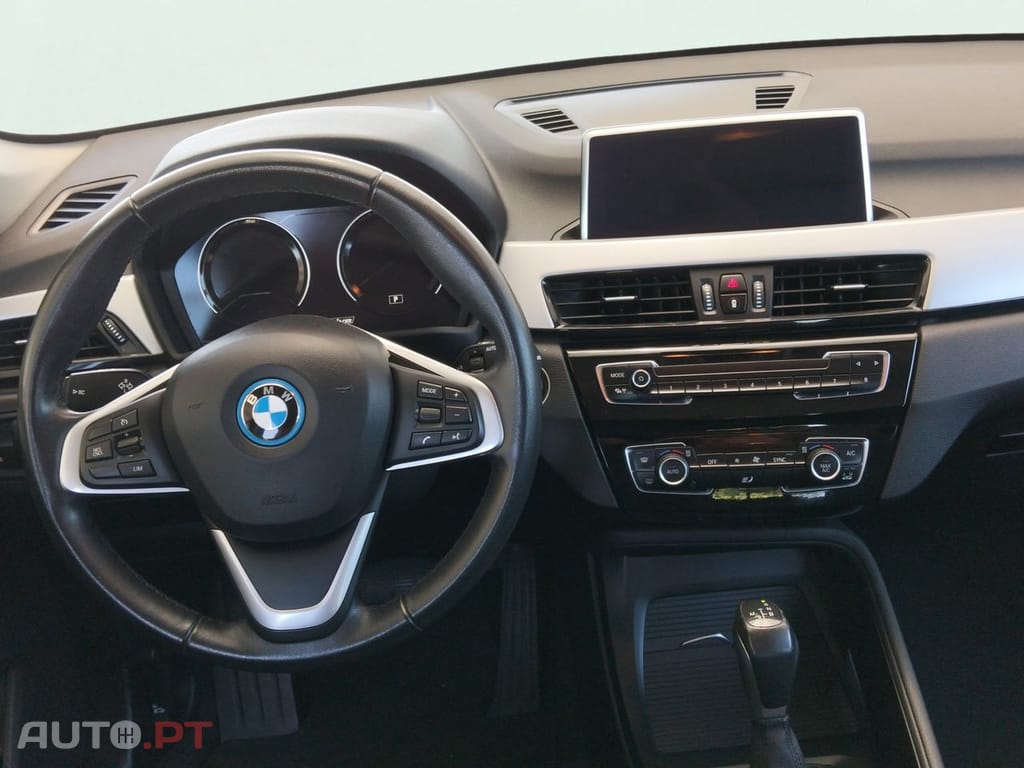 BMW X1 25 e xDrive Corporate Edition
