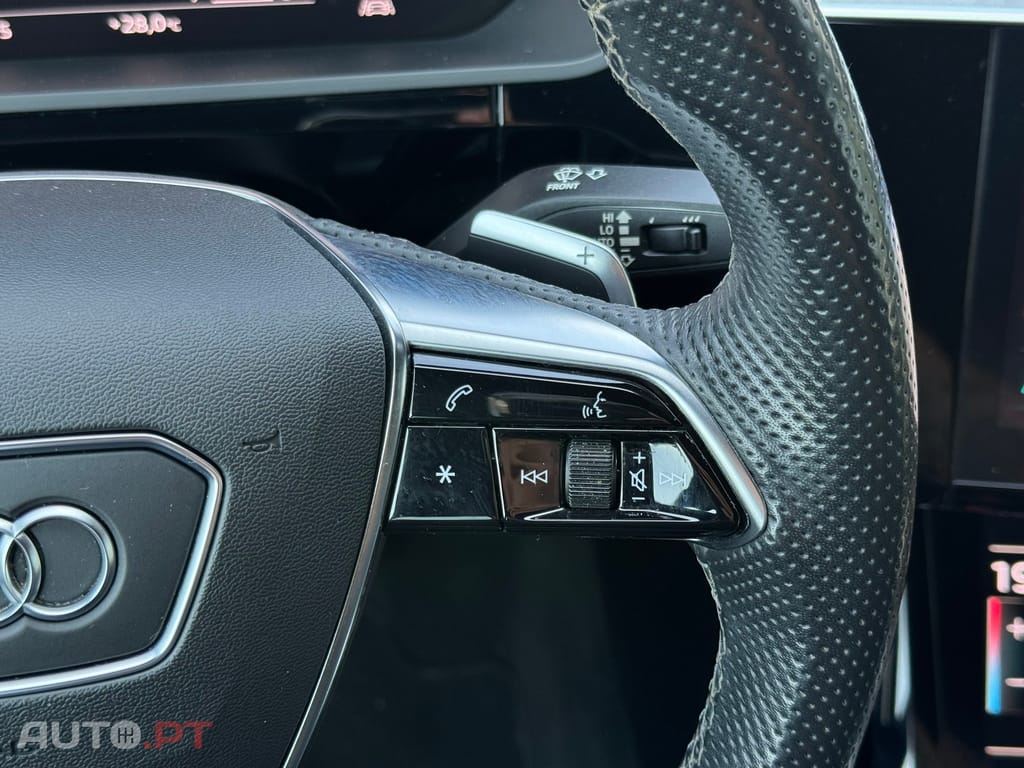 Audi E-Tron 55 quattro S line