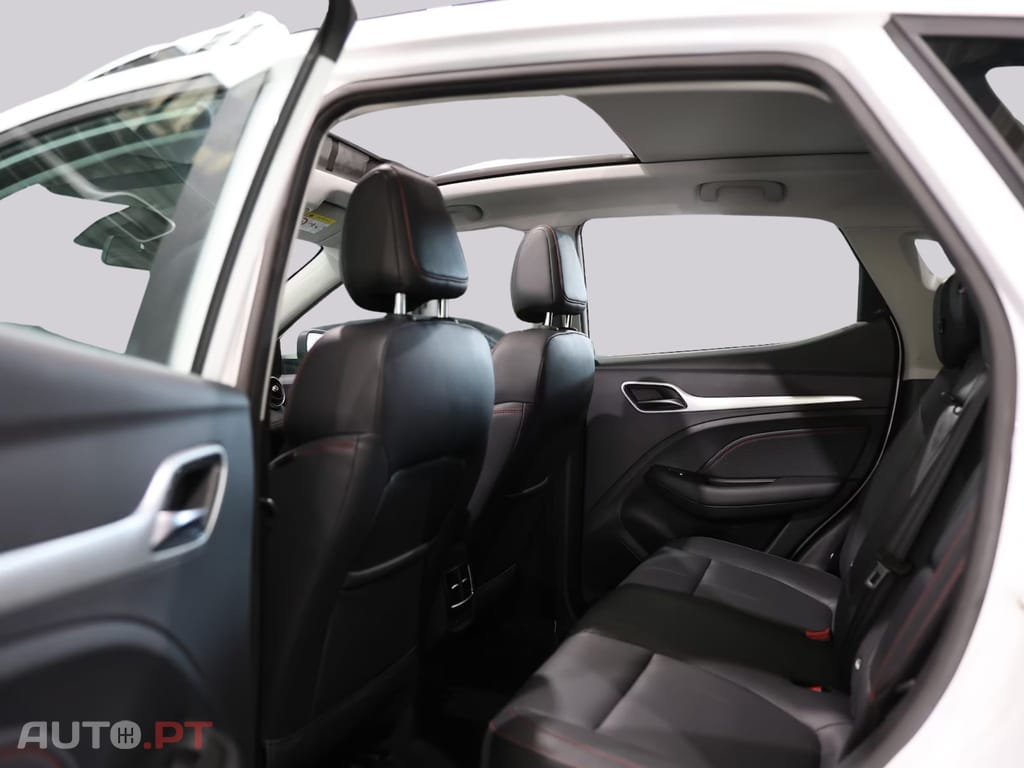 MG ZS EV MAXIMAL LUXURY I.V.A DEDUTIVEL 
