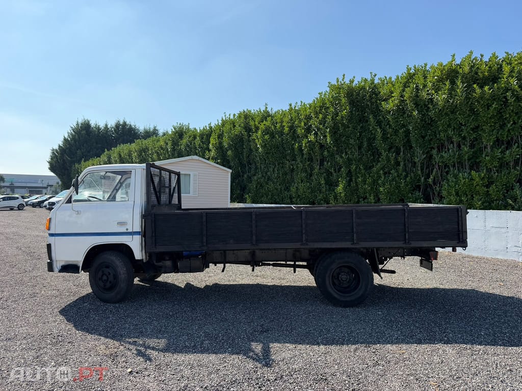 Mitsubishi Canter FE 110