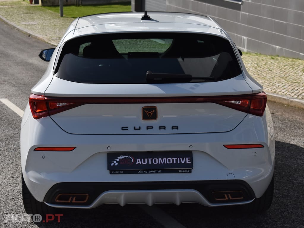 Cupra Leon 1.4 e-Hybrid Cupra DSG VZ
