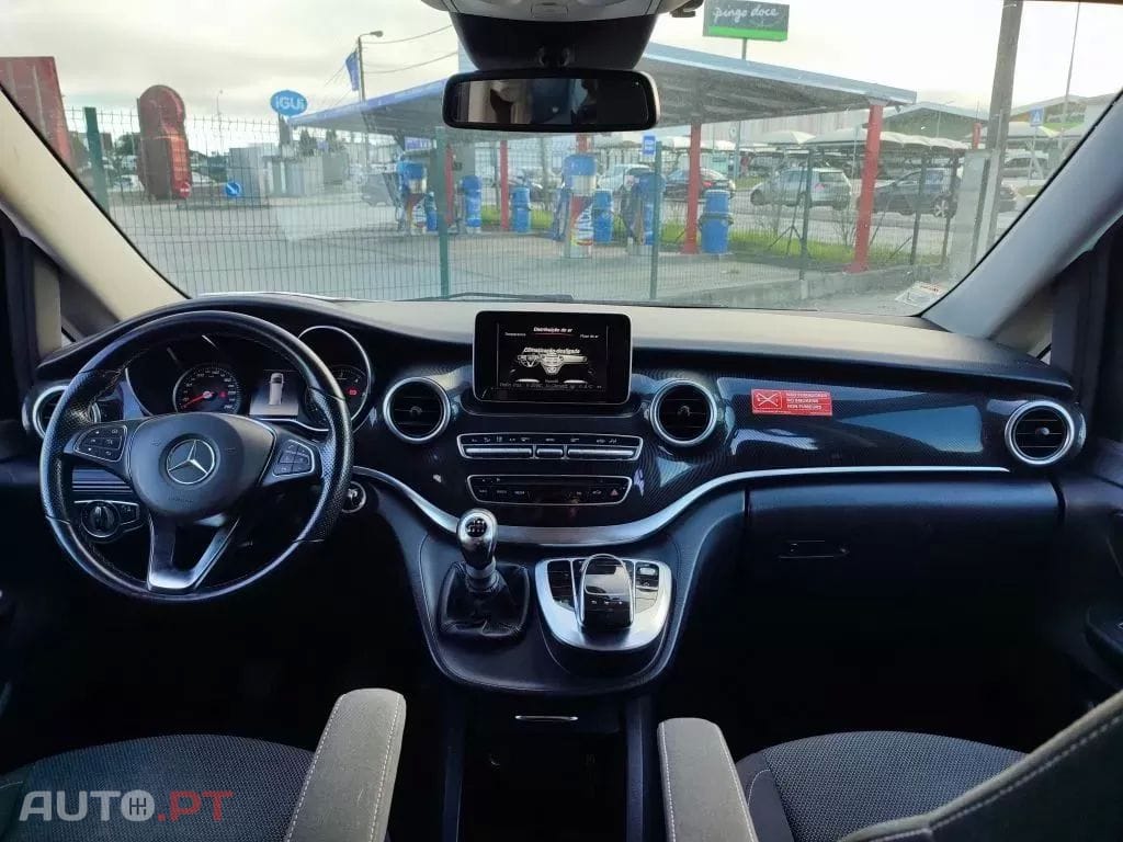 Mercedes-Benz V 220 d Longo Avantgarde