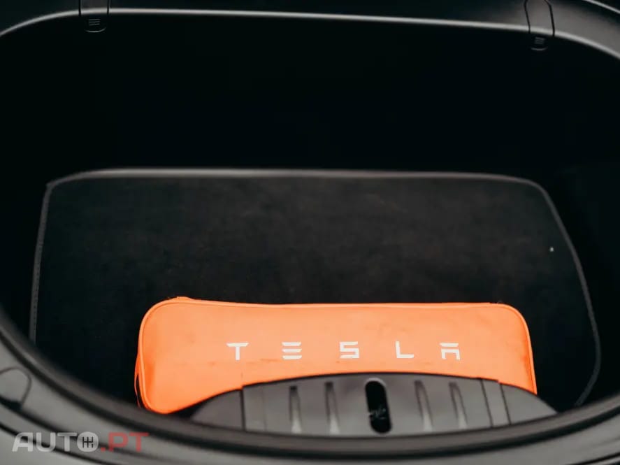 Tesla Model 3 Long Range AWD Dual Motor