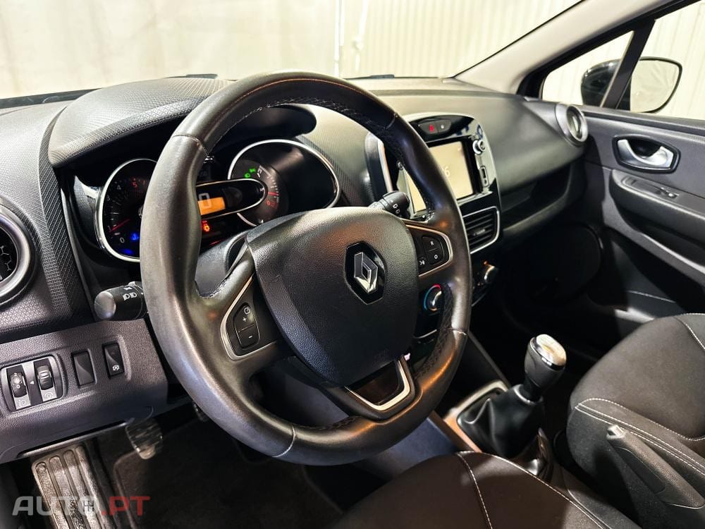 Renault Clio Sport Tourer ST Limited Edition
