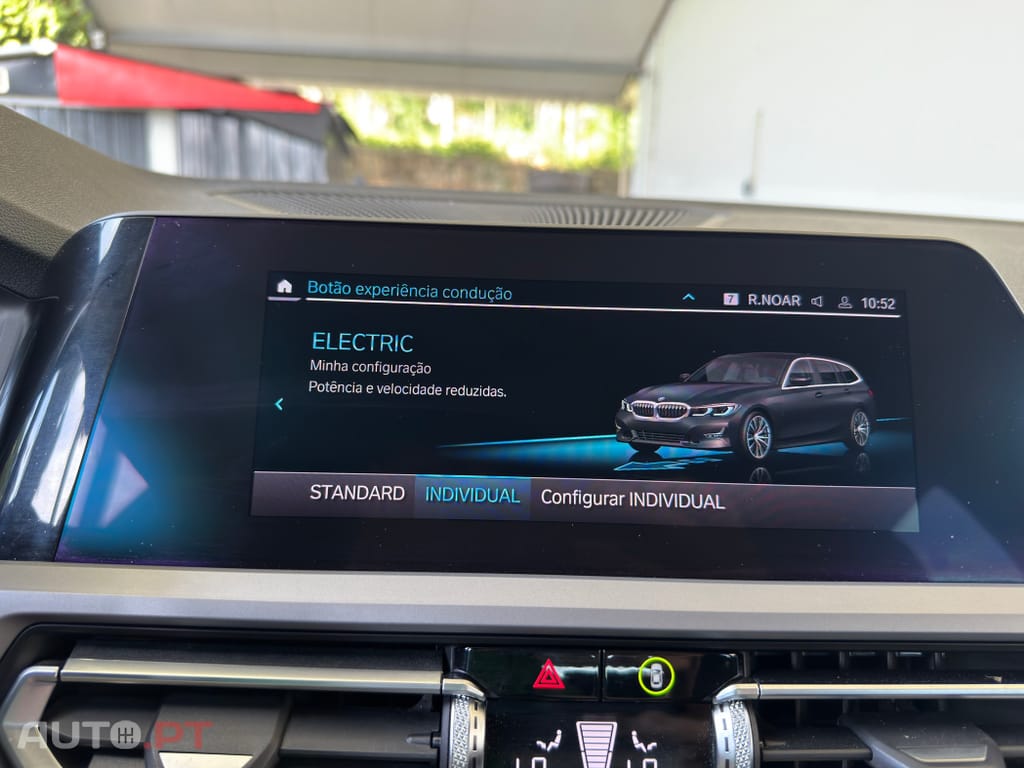 BMW 330 e Touring Corporate Edition Auto