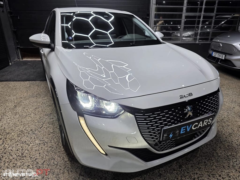 Peugeot E-208 50 kWh Style