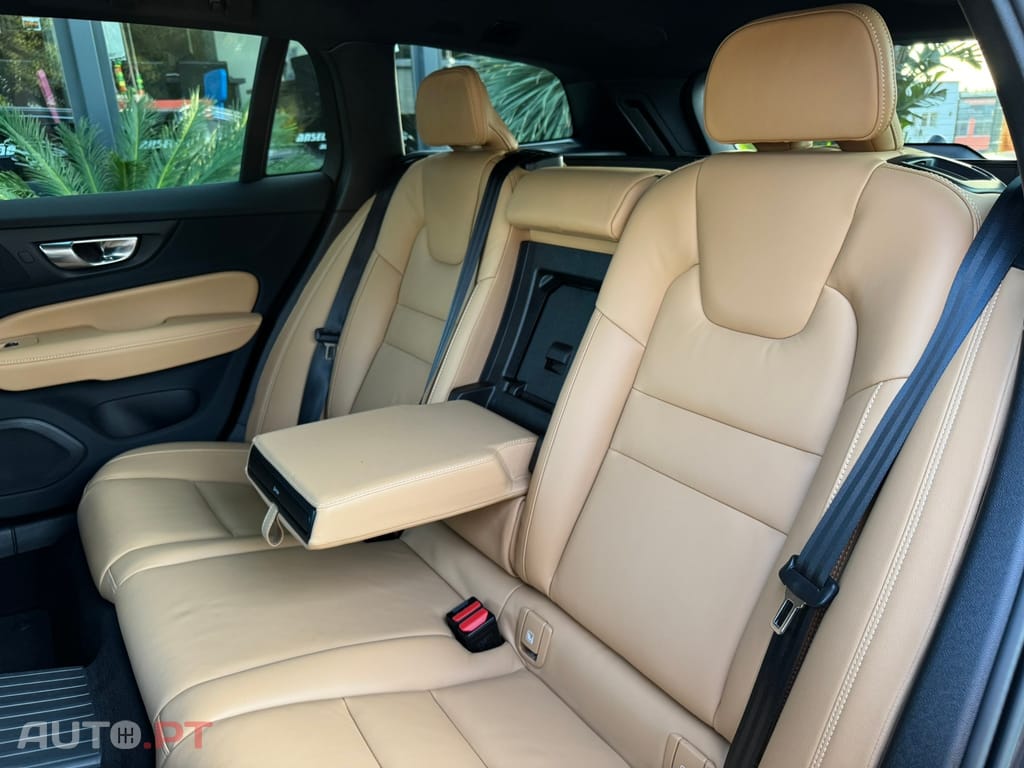 Volvo V60 2.0 T6 AWD TE Plus Bright