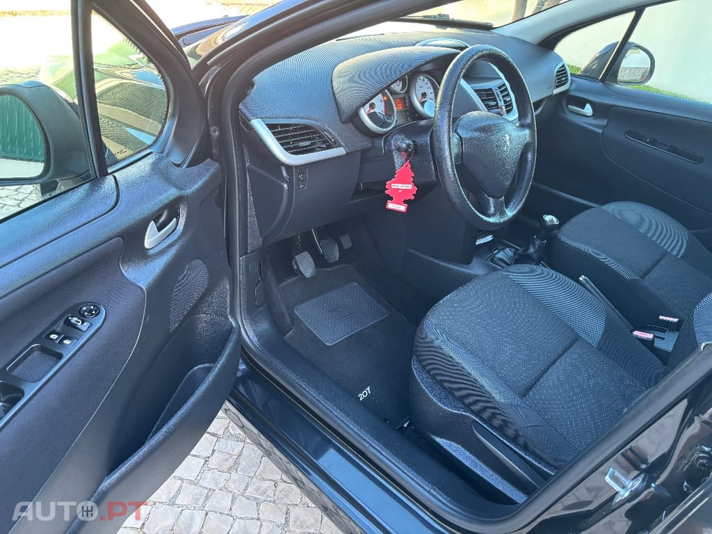 Peugeot 207 Premium