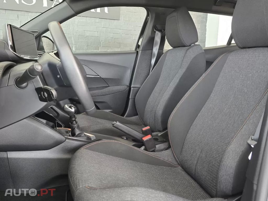 Peugeot 2008 1.2 PureTech Style