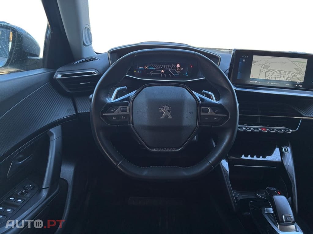 Peugeot 2008 1.5 BlueHDi Allure Pack EAT8