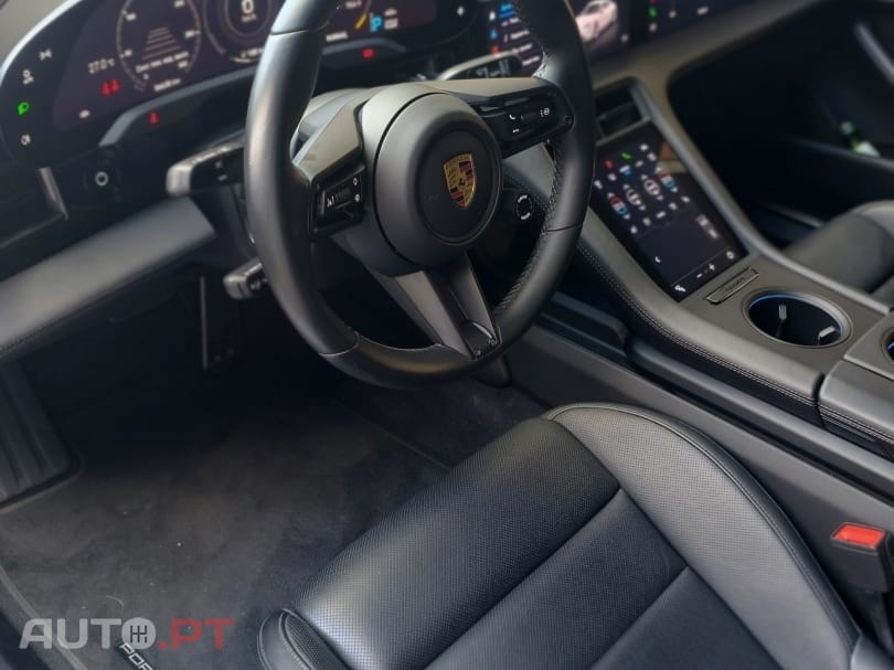 Porsche Taycan Turbo