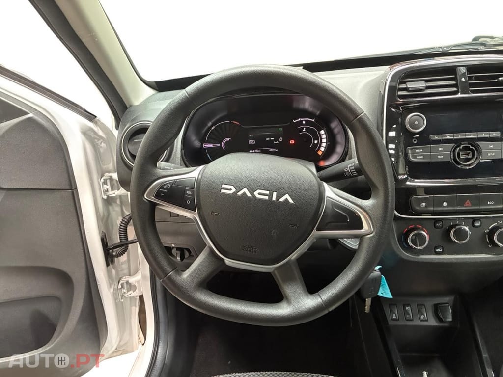 Dacia Spring ESSENTIAL