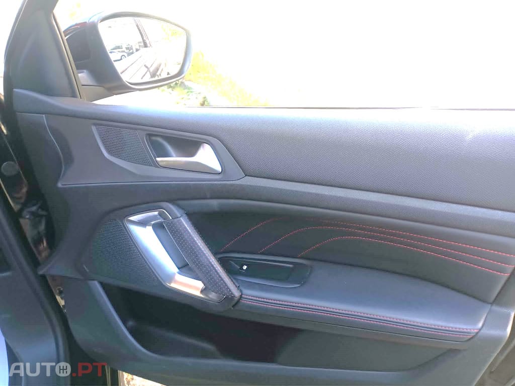 Peugeot 308 1.2 PureTech 130 Stop & Start GT-Line Edition - Caixa Manual de 6 Velocidades-Ano: 2019