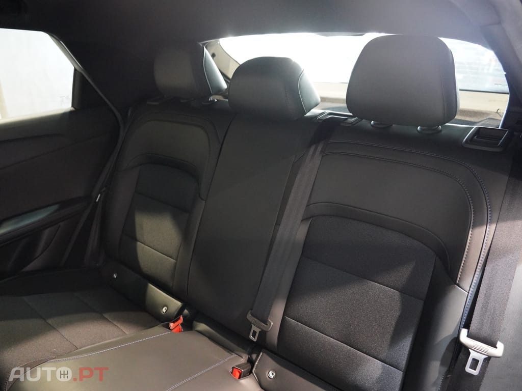 MG MG4 64 kWh Luxury