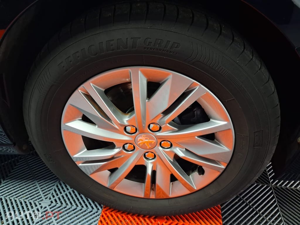 Peugeot 508 1.2 PureTech Active Pack EAT8 — fotografia 17