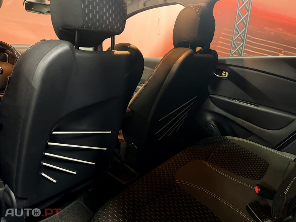 Renault Captur 1.2 TCe Exclusive