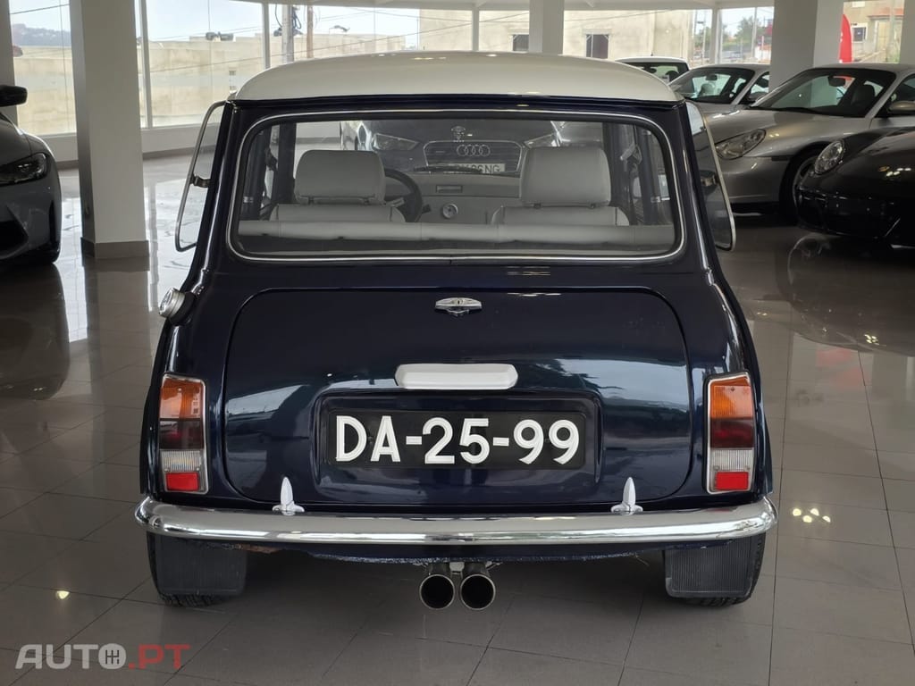MINI 850 De Luxe