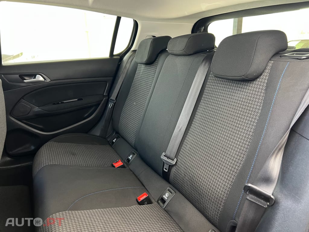 Peugeot 308 1.5 BlueHDi Style