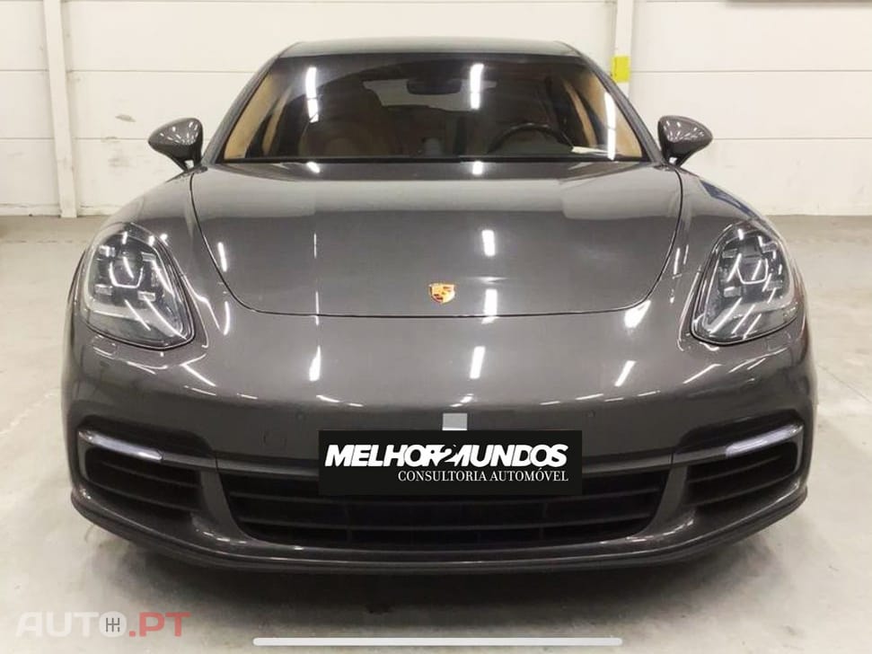 Porsche Panamera 4 E-Hybrid