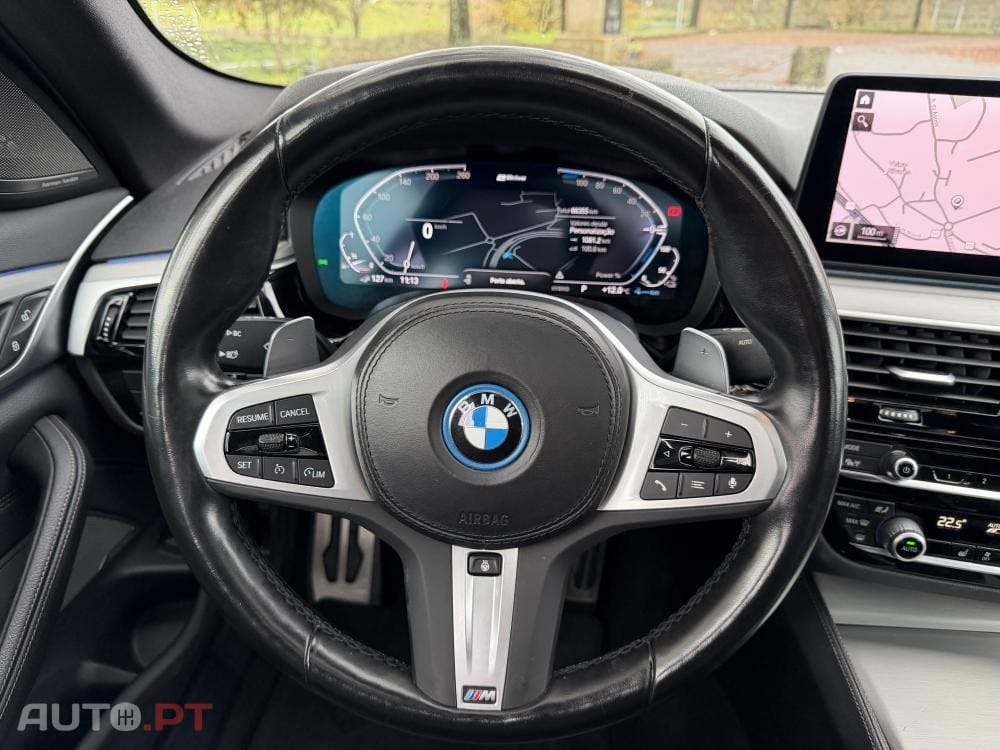 BMW 530 e Pack Desportivo M