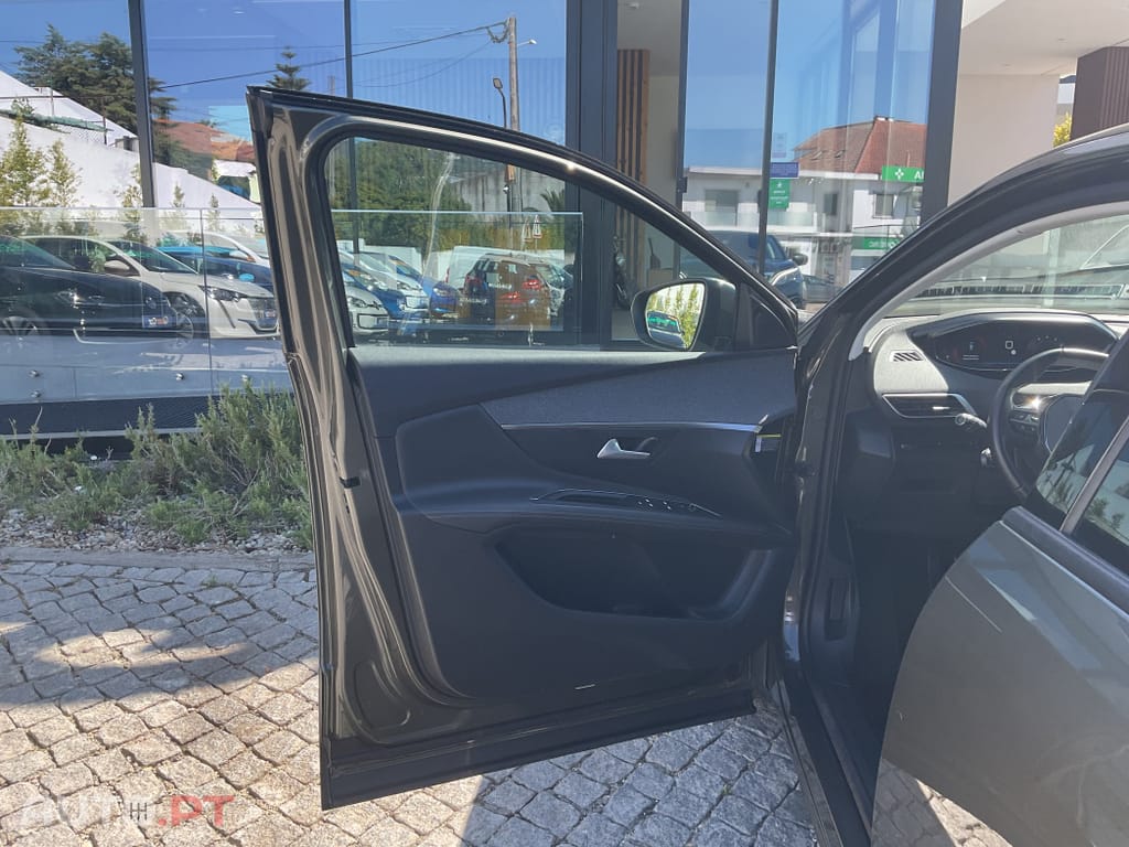 Peugeot 3008 1.2 PureTech Allure
