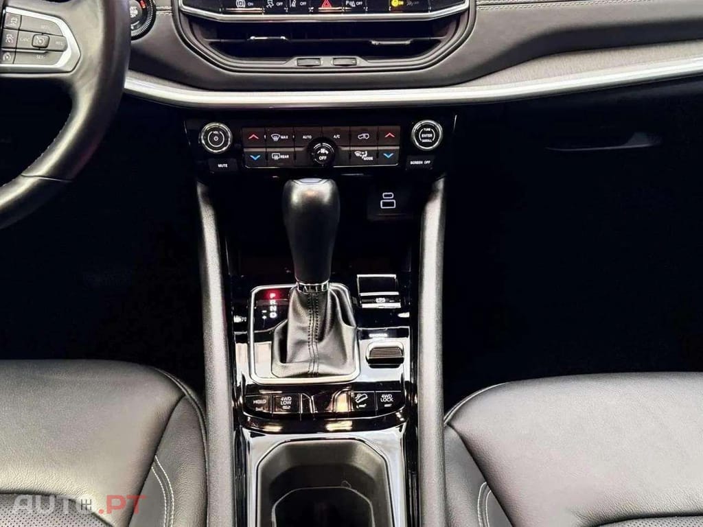 Jeep Compass S Plug-In Hybrid 4WD I.V.A DEDUTÍVEL  