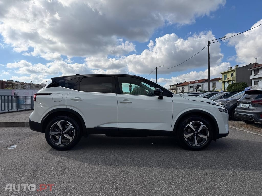 Nissan Qashqai 1.3 DIG-T N-Connecta LED