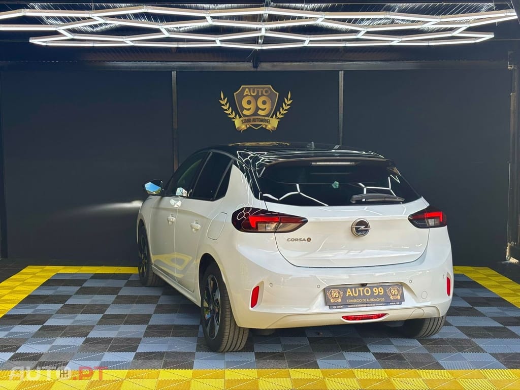 Opel Corsa-E Elegance